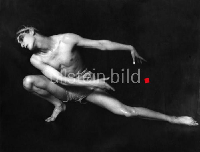 (C) ullstein bild - Nini & Carry Hess