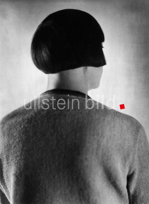 (C) ullstein bild - Yva