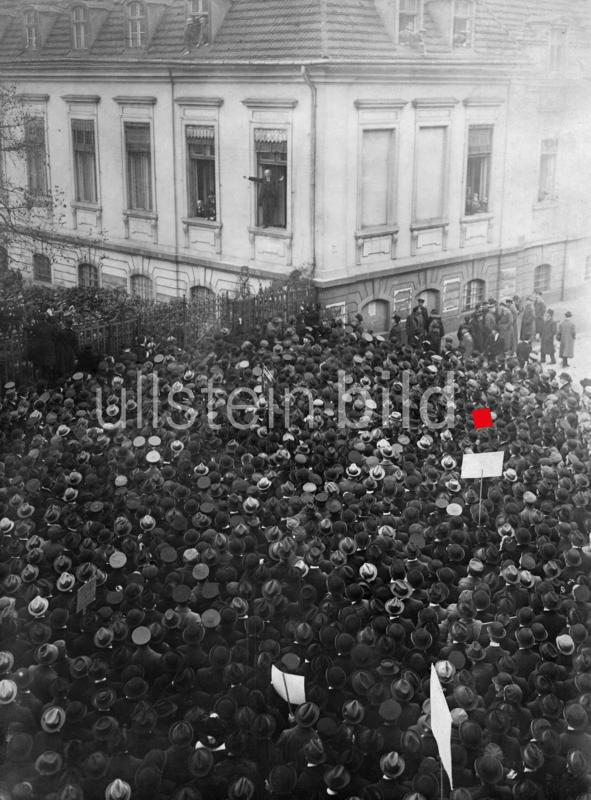 (c) ullstein bild - Alfred Gross