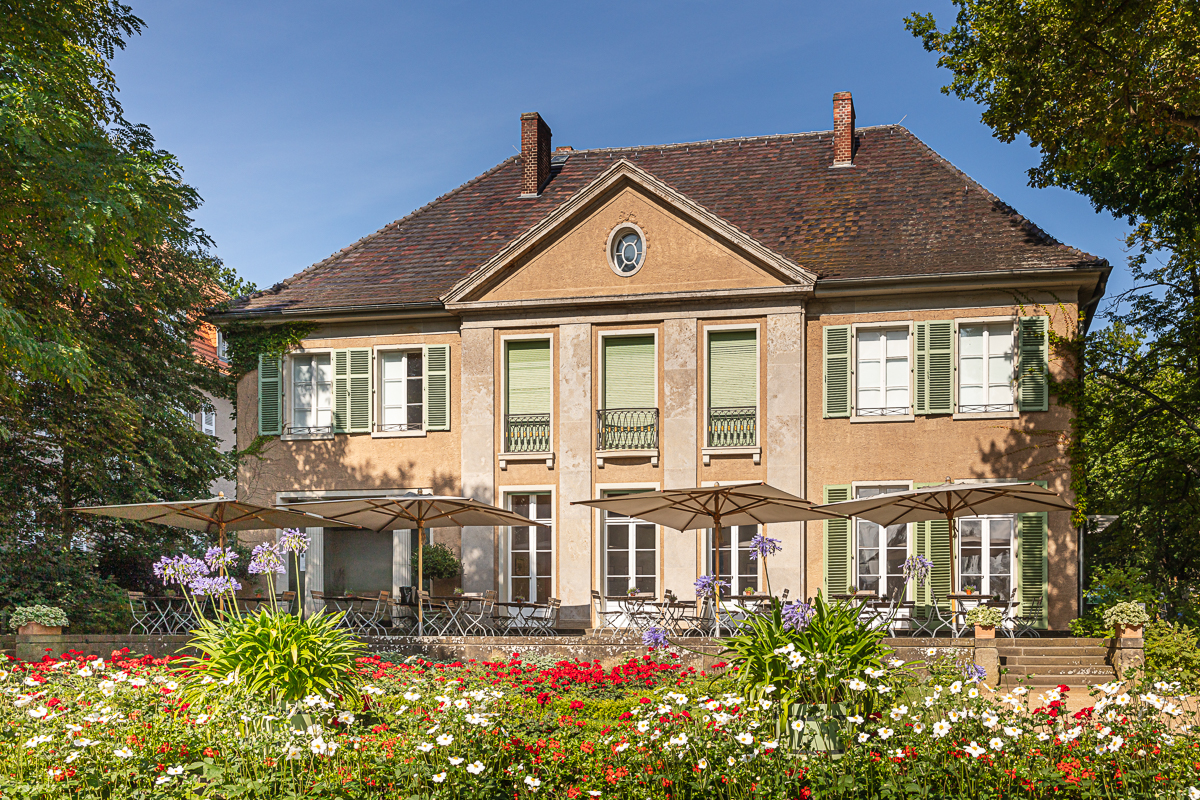 (C) Liebermann-Villa - Sevens + Maltry