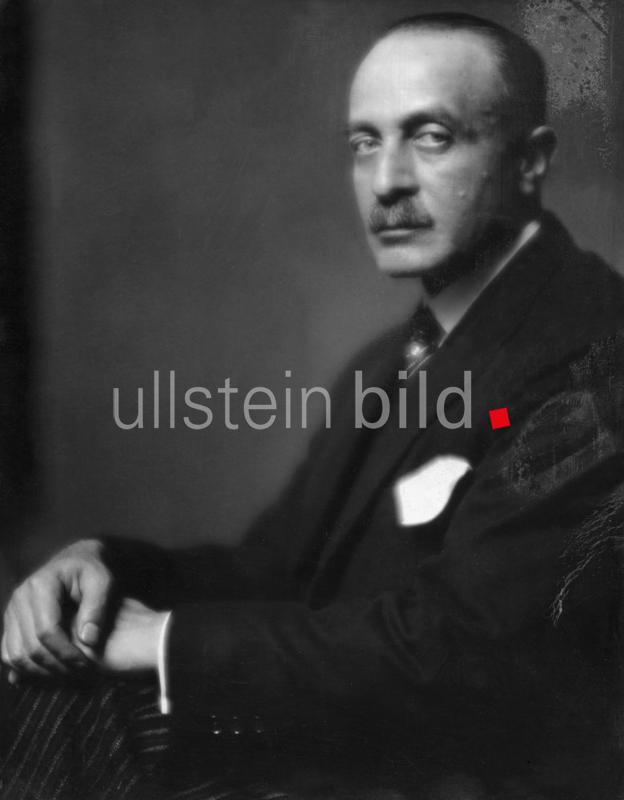 (c) ullstein bild - Mario von Bucovich