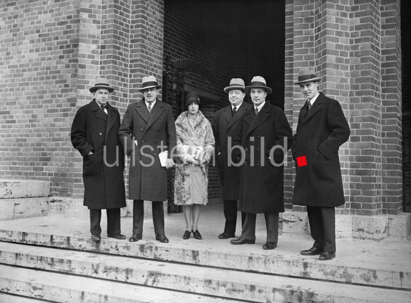 (c) ullstein bild