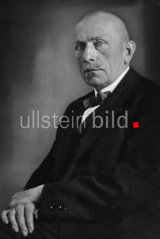 (c) ullstein bild