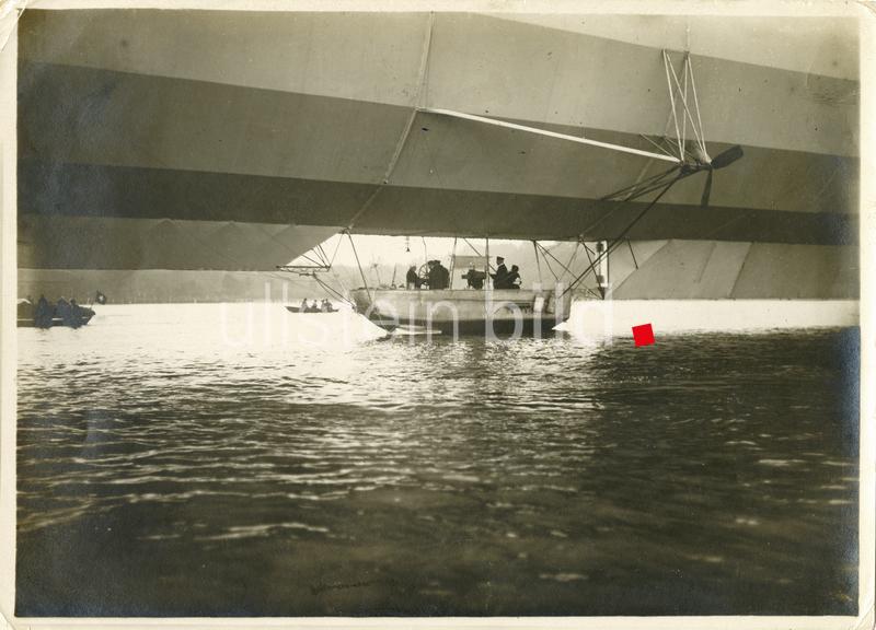 (c) ullstein bild - Haeckel Archiv