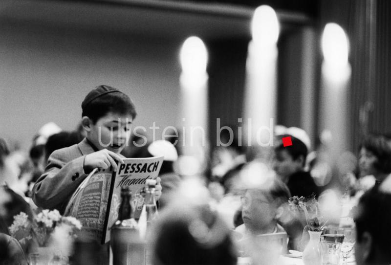 (c) ullstein bild - Jochen Blume