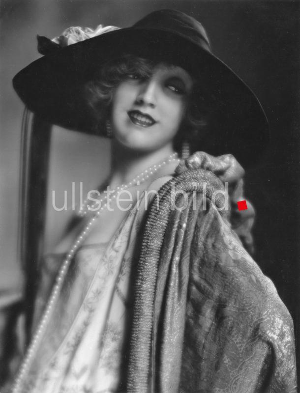 (c) ullstein bild - Karl Schenker