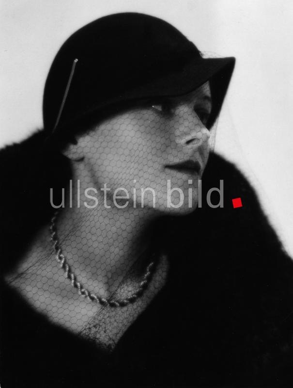 (c) ullstein bild - Karl Schenker