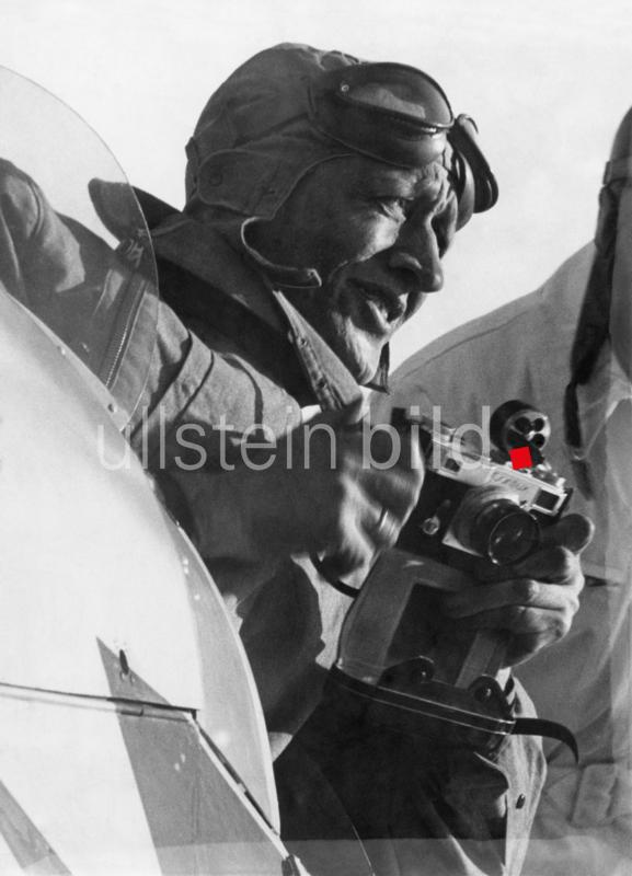 (c) ullstein bild