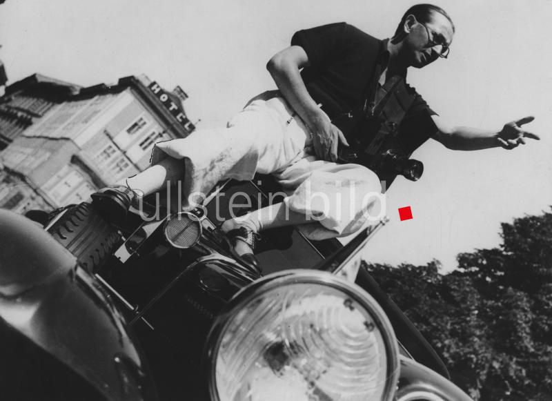 (c) ullstein bild
