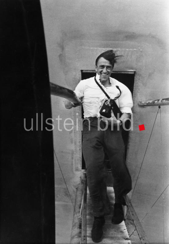 (c) ullstein bild - Wolff & Tritschler