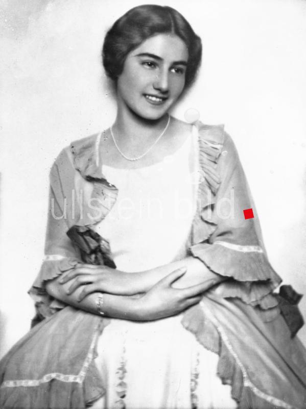 (c) ullstein bild - d' Ora